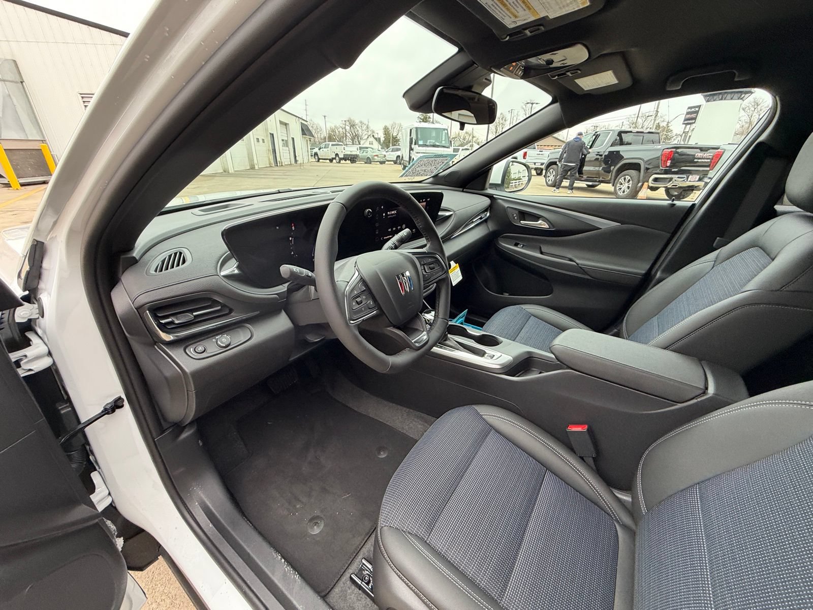 New 2026 Buick Envista Preferred w/ Convenience I Package FWD image 10