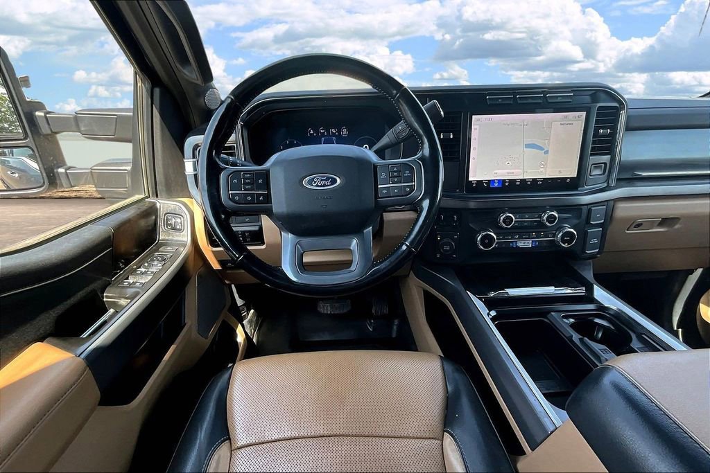 Used 2023 Ford F250 Lariat w/ Chrome Package image 11