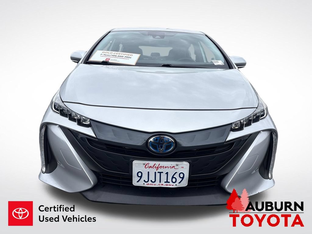 Used 2020 Toyota Prius Prime LE FWD image 3