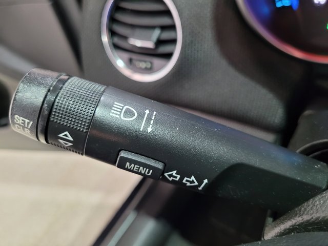 Used 2015 Chevrolet Cruze LT image 31