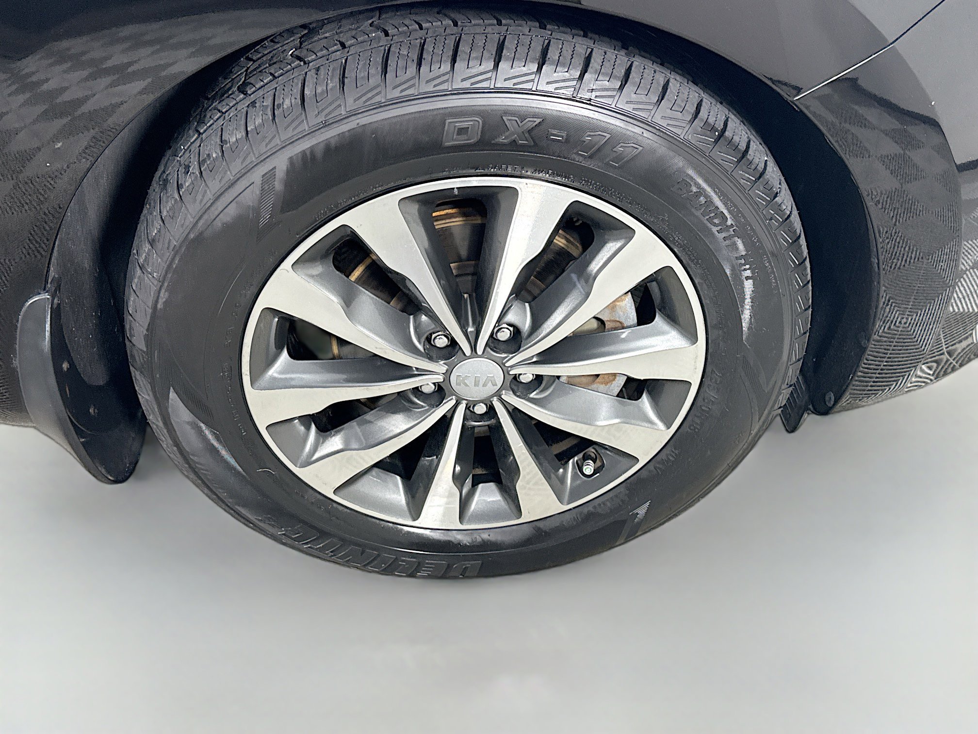 Used 2018 Kia Sedona SX image 30