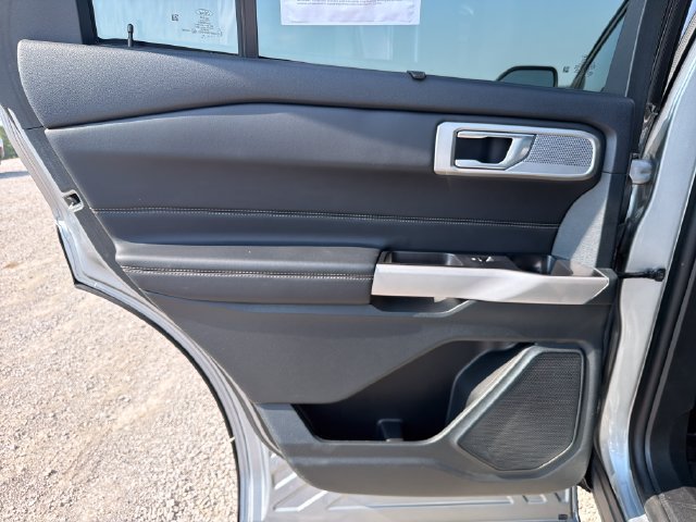 Used 2024 Ford Explorer Limited AWD/4WD image 35
