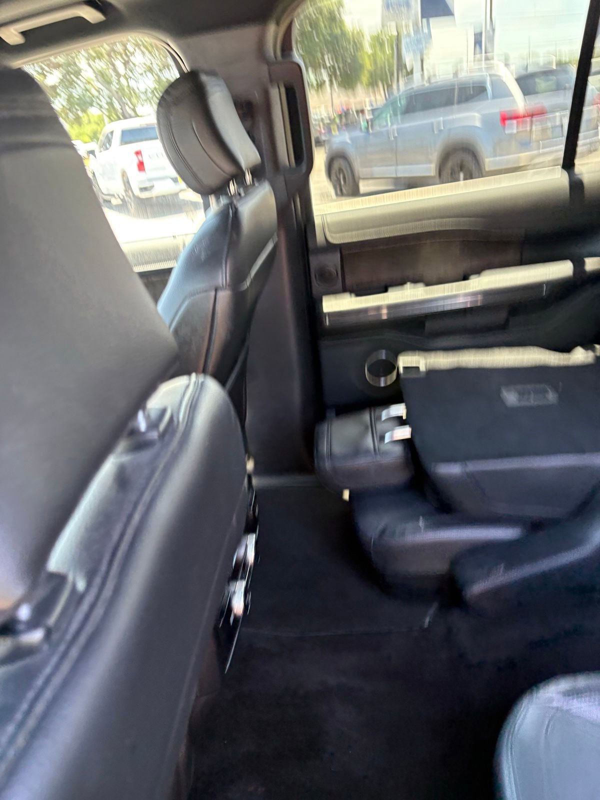 Used 2018 Ford Expedition Limited w/ Equipment Group 302A RWD image 11