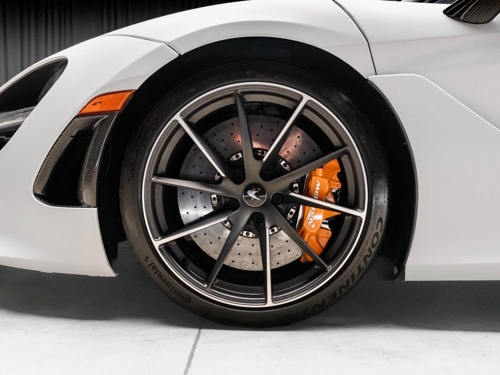 Used 2021 McLaren 720S Luxury RWD image 34
