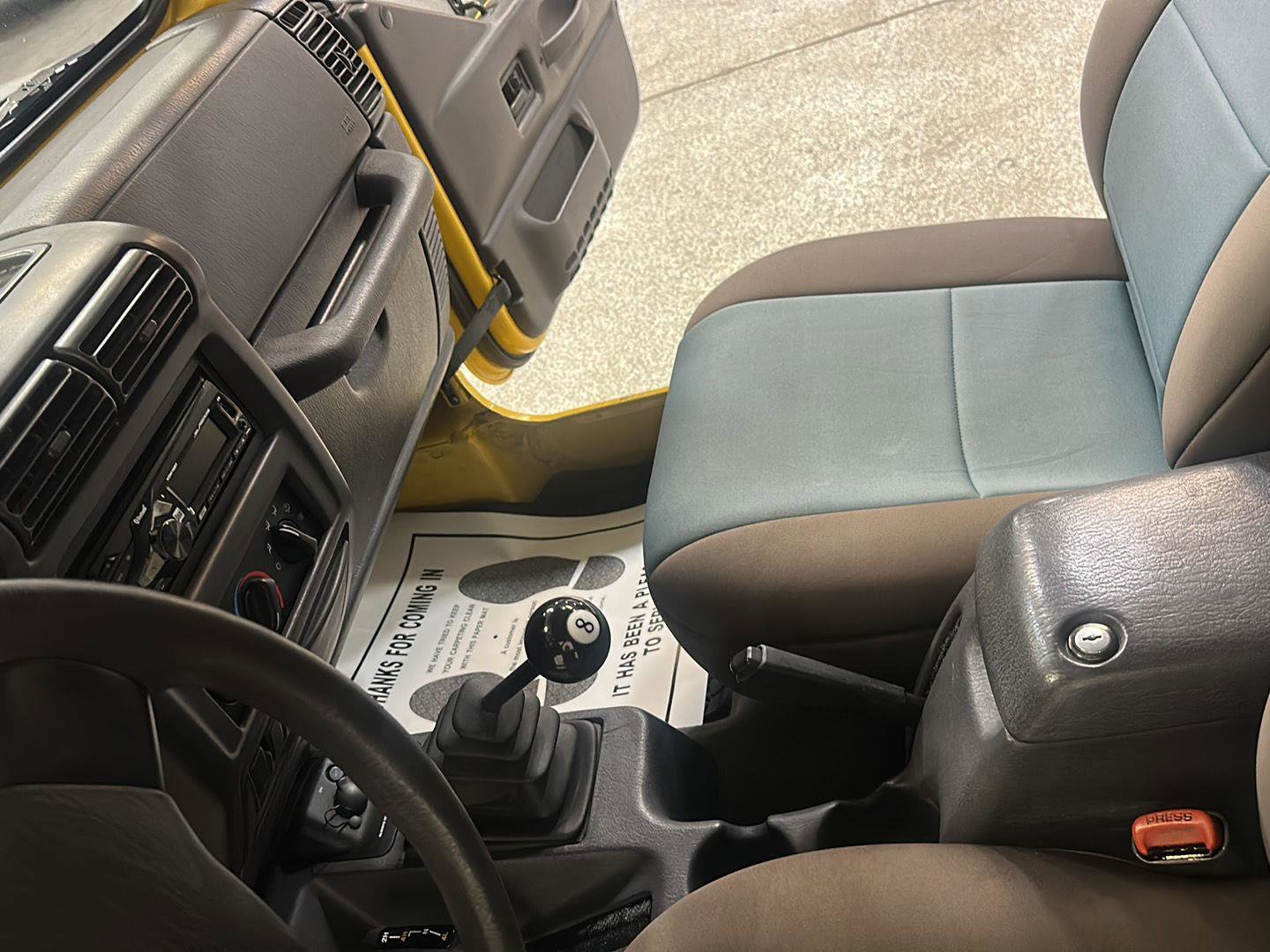 Used 2000 Jeep Wrangler SE AWD/4WD image 21