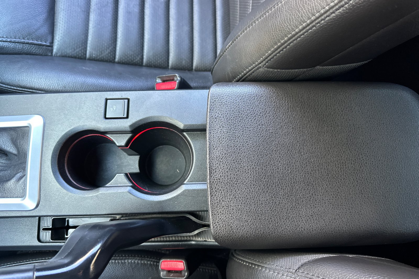 Used 2008 Ford Mustang GT Premium RWD image 30