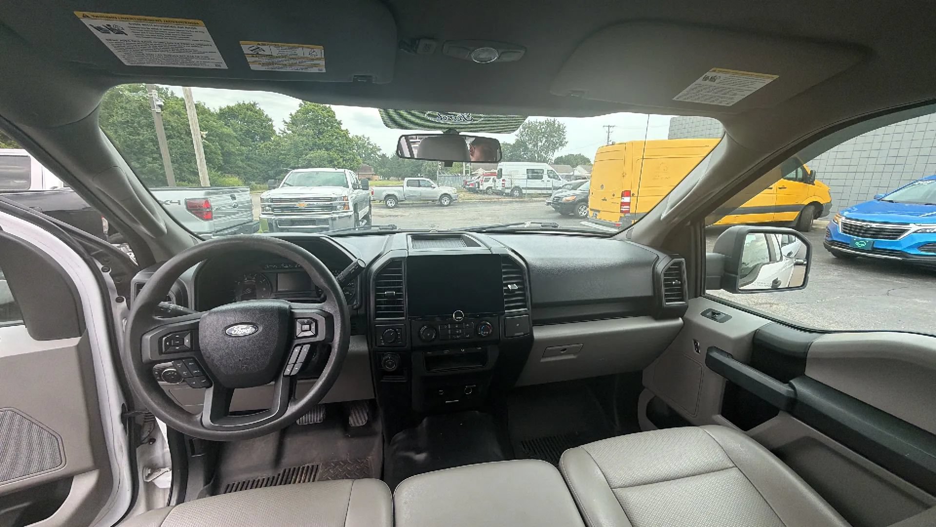 Used 2016 Ford F150 XL w/ Equipment Group 101A Mid AWD/4WD image 9