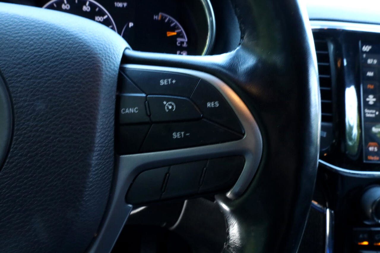 Used 2021 Jeep Grand Cherokee Limited image 32