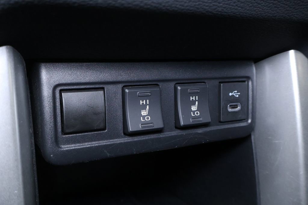 Used 2023 Toyota Corolla Cross XSE w/ Convenience Package image 33