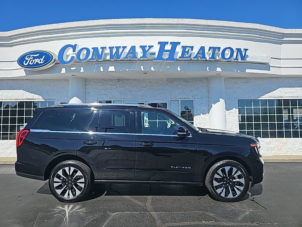 Used 2025 Ford Expedition Platinum w/ Driver's Package image 1