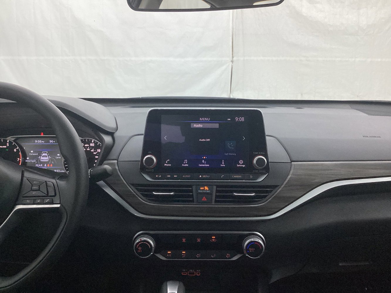 Used 2025 Nissan Altima 2.5 SV image 28