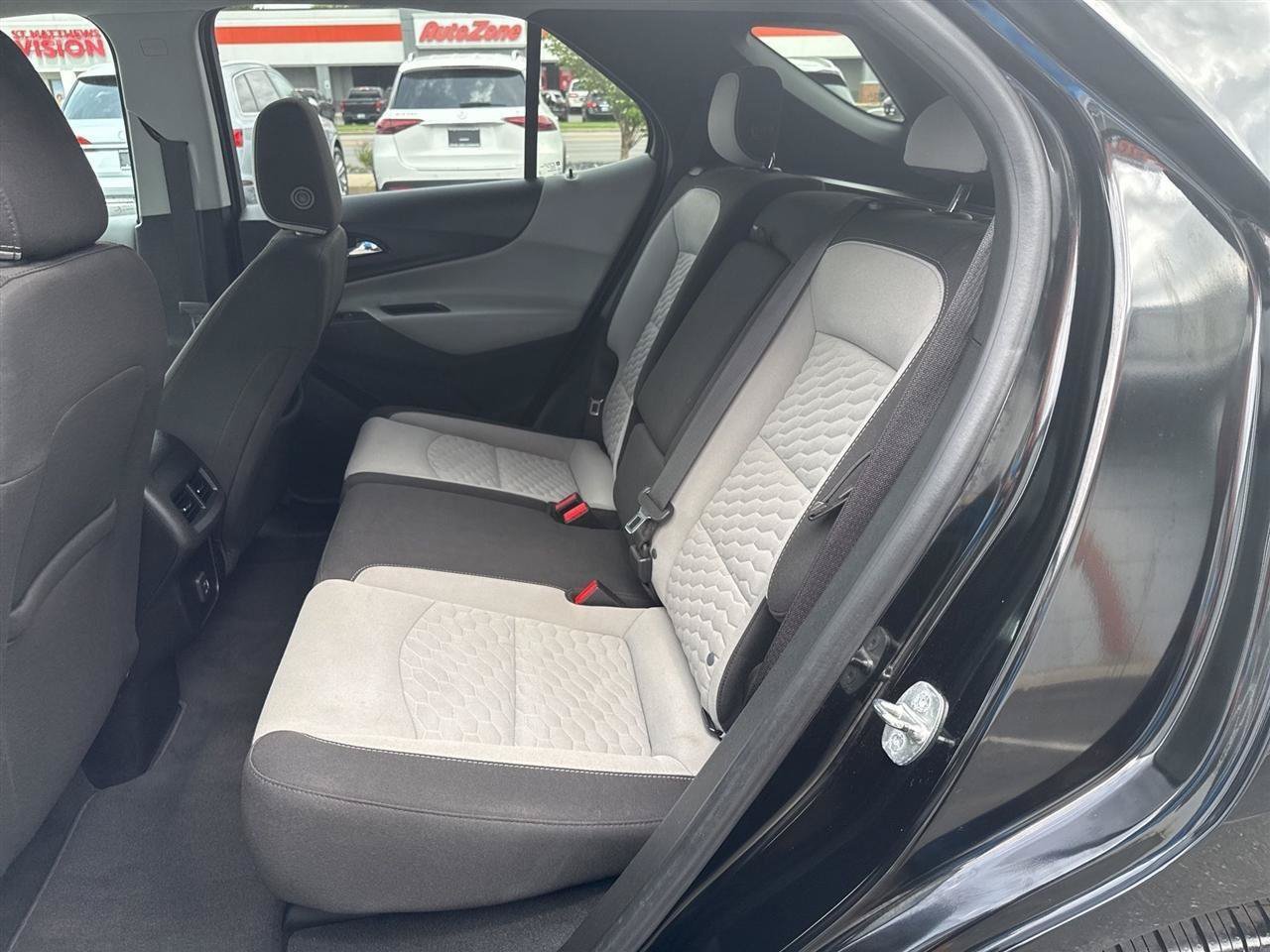 Used 2019 Chevrolet Equinox LT FWD image 27