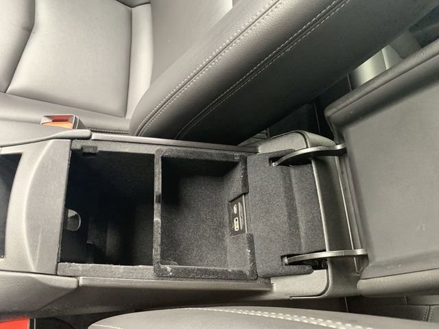 Used 2022 Cadillac XT5 Luxury AWD/4WD image 25