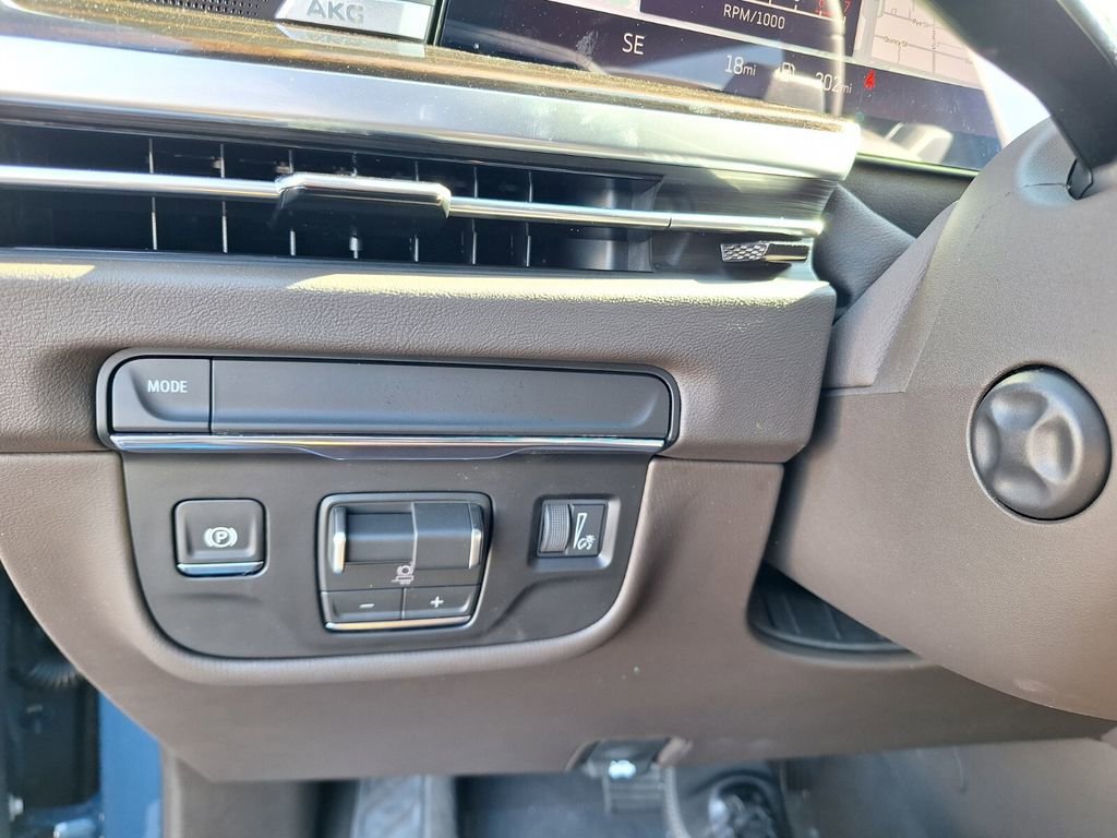 New 2026 Cadillac Escalade Luxury image 23