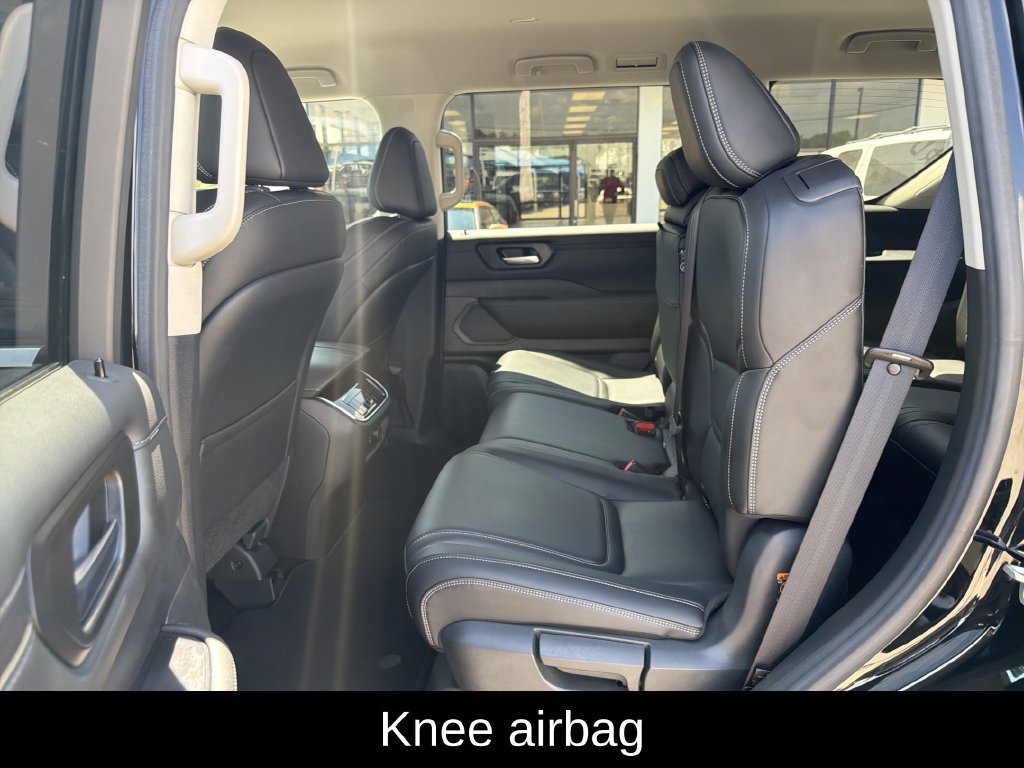 Used 2026 Nissan Armada SV RWD image 9