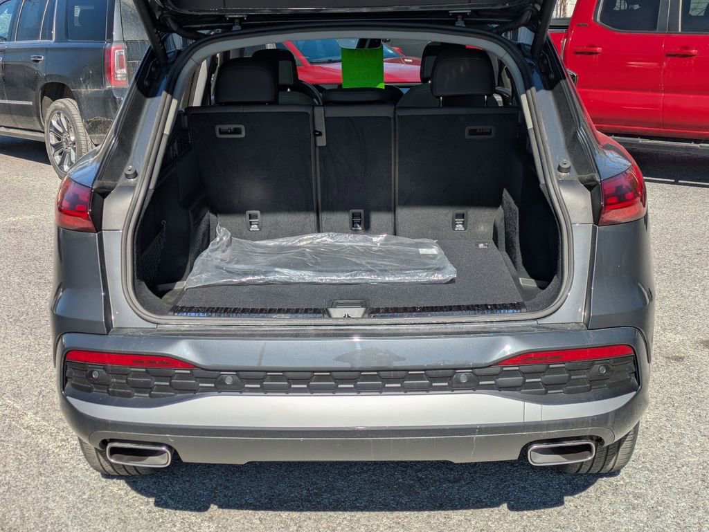 Certified 2025 Audi Q5 Premium Plus w/ Premium Plus image 20