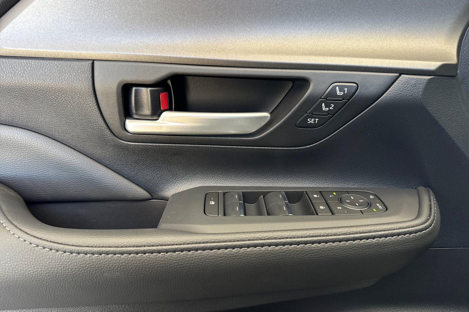 New 2026 Toyota Grand Highlander AWD Hybrid image 12