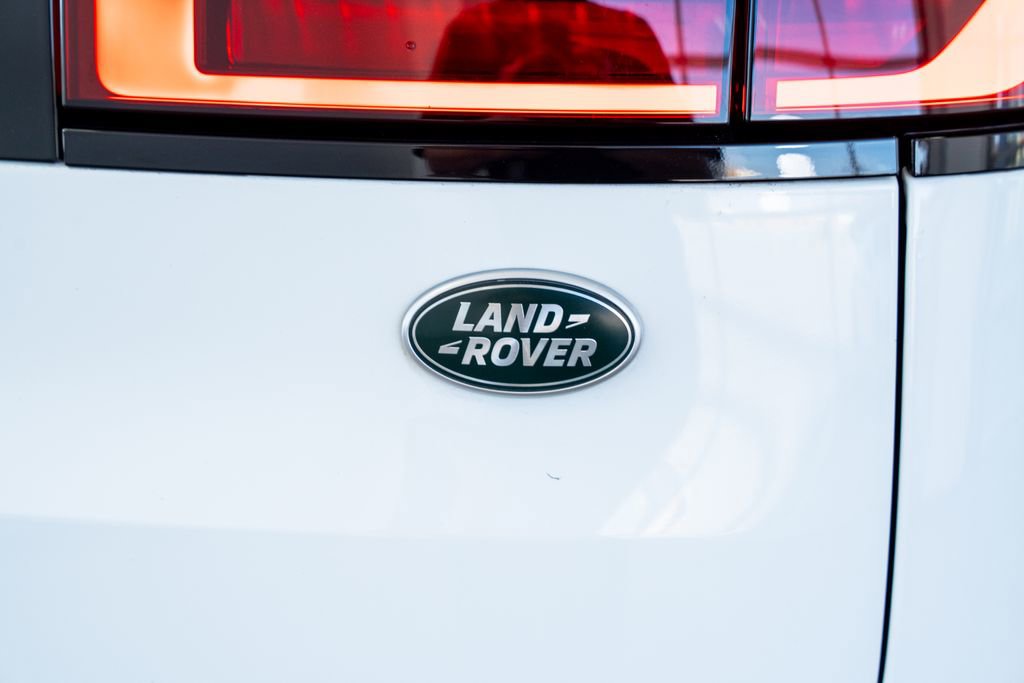 Used 2023 Land Rover Range Rover Sport SE image 28