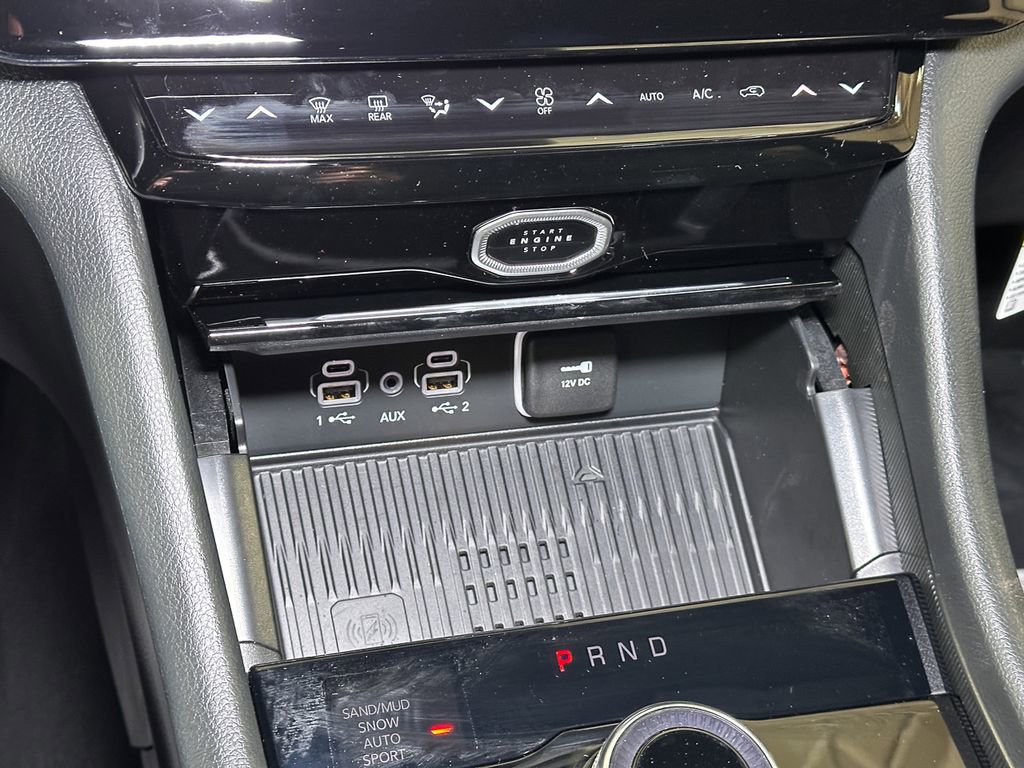 New 2026 Jeep Grand Cherokee Altitude image 26