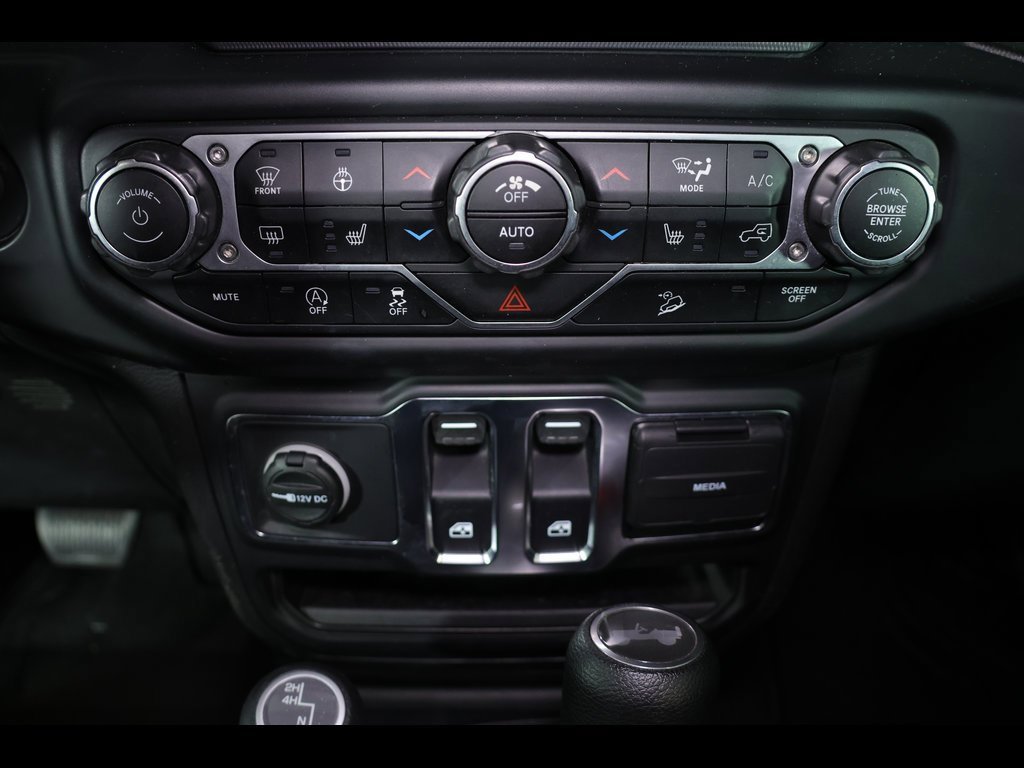 Used 2021 Jeep Wrangler Sport S image 21