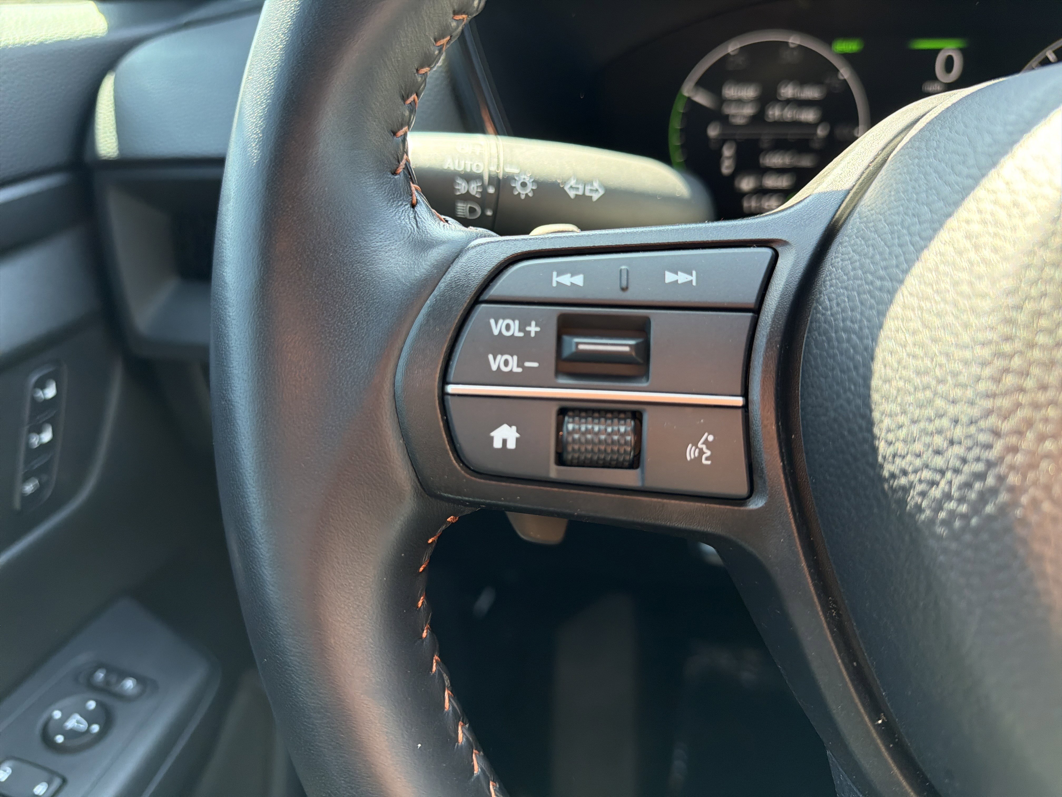 Certified 2025 Honda CR-V Sport-L image 29