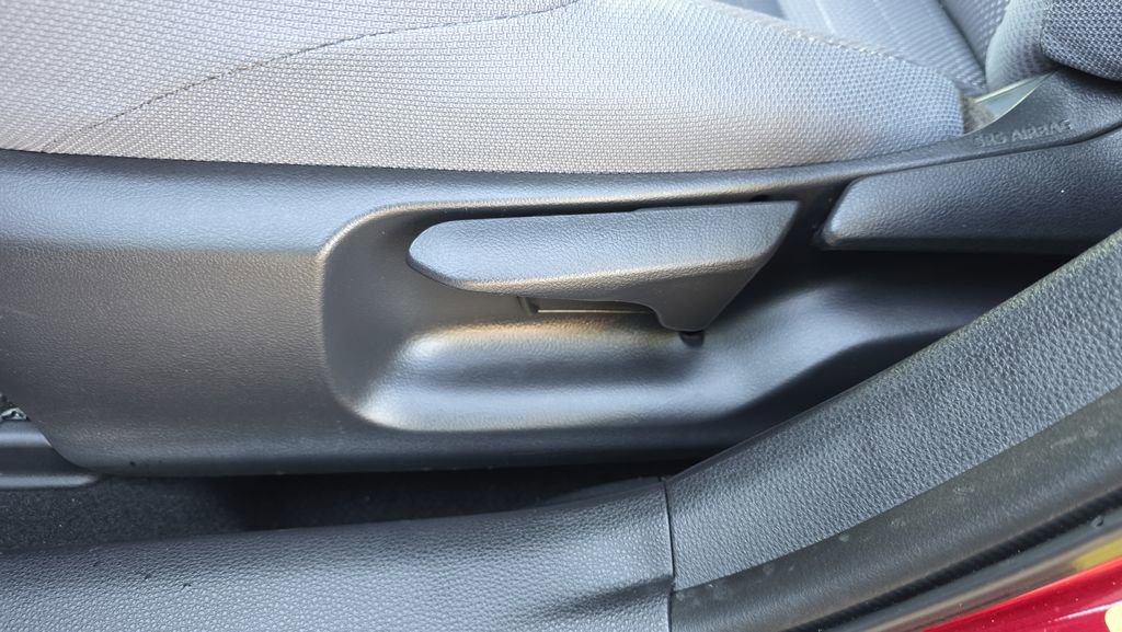 Used 2022 Toyota Corolla SE FWD image 19