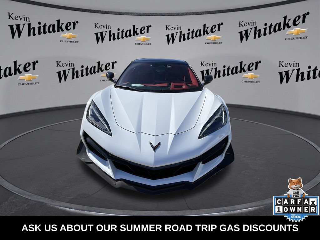 Used 2026 Chevrolet Corvette Z06 RWD image 3