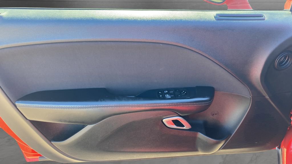 Used 2019 Dodge Challenger R/T image 10