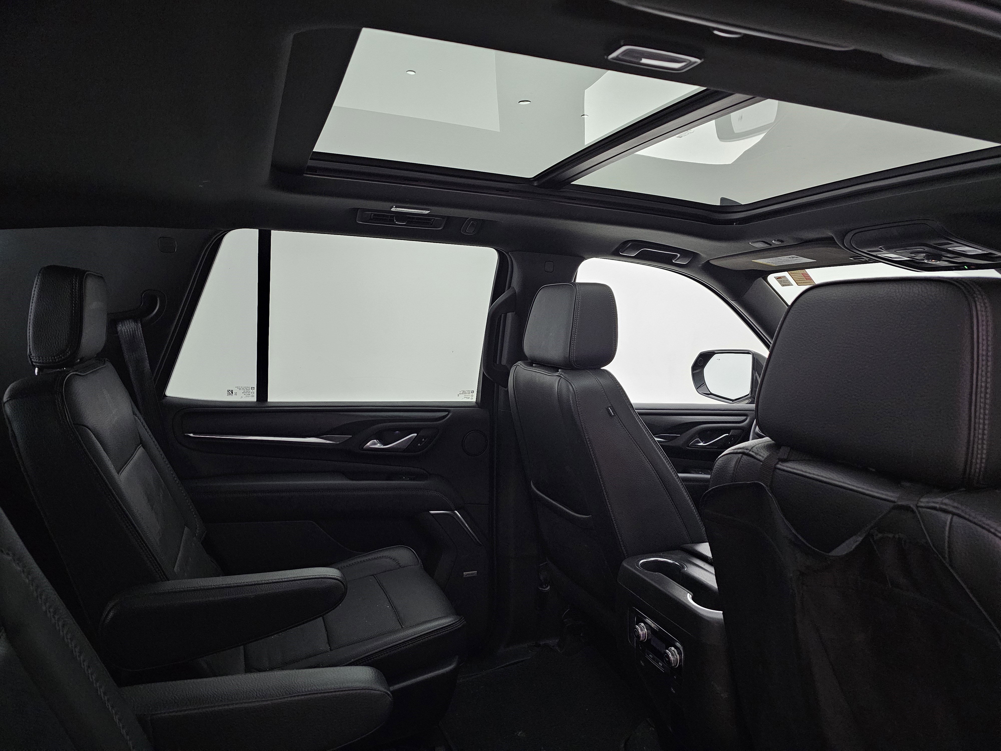 Used 2022 GMC Yukon Denali w/ Max Trailering Package image 17