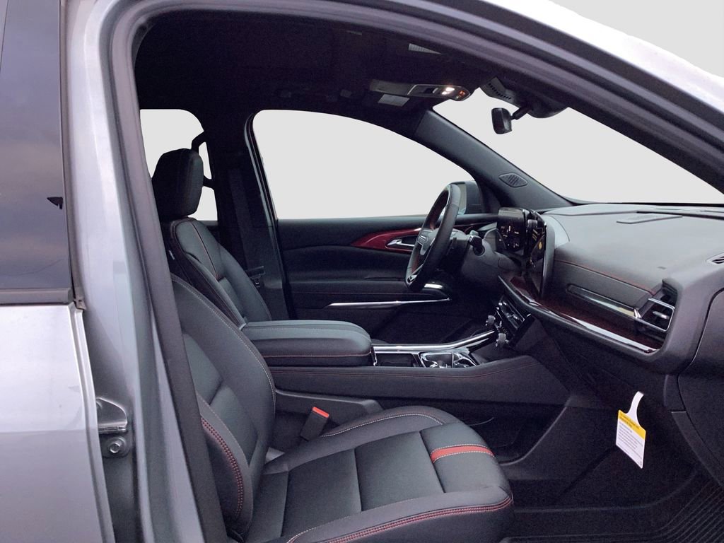 New 2026 Chevrolet Traverse RS w/ LPO, Floor Liner Package image 18