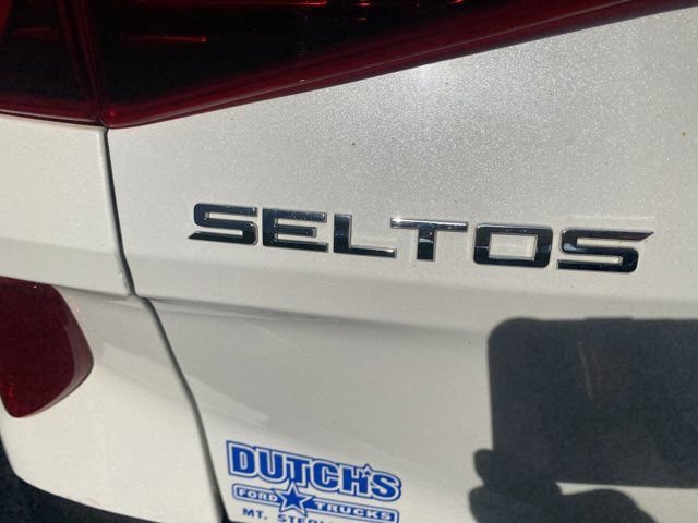 Used 2021 Kia Seltos SX w/ SX Sunroof Package AWD/4WD image 32