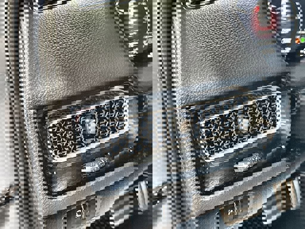 Used 2025 Honda Civic Sport image 15