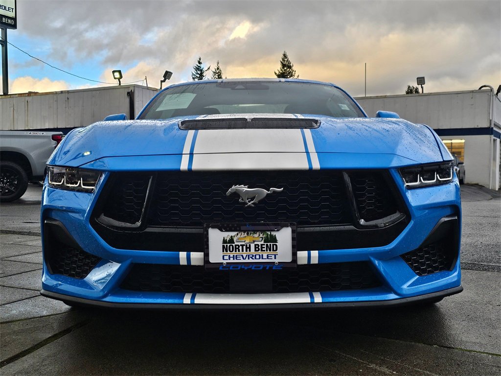 Used 2024 Ford Mustang GT Premium image 2