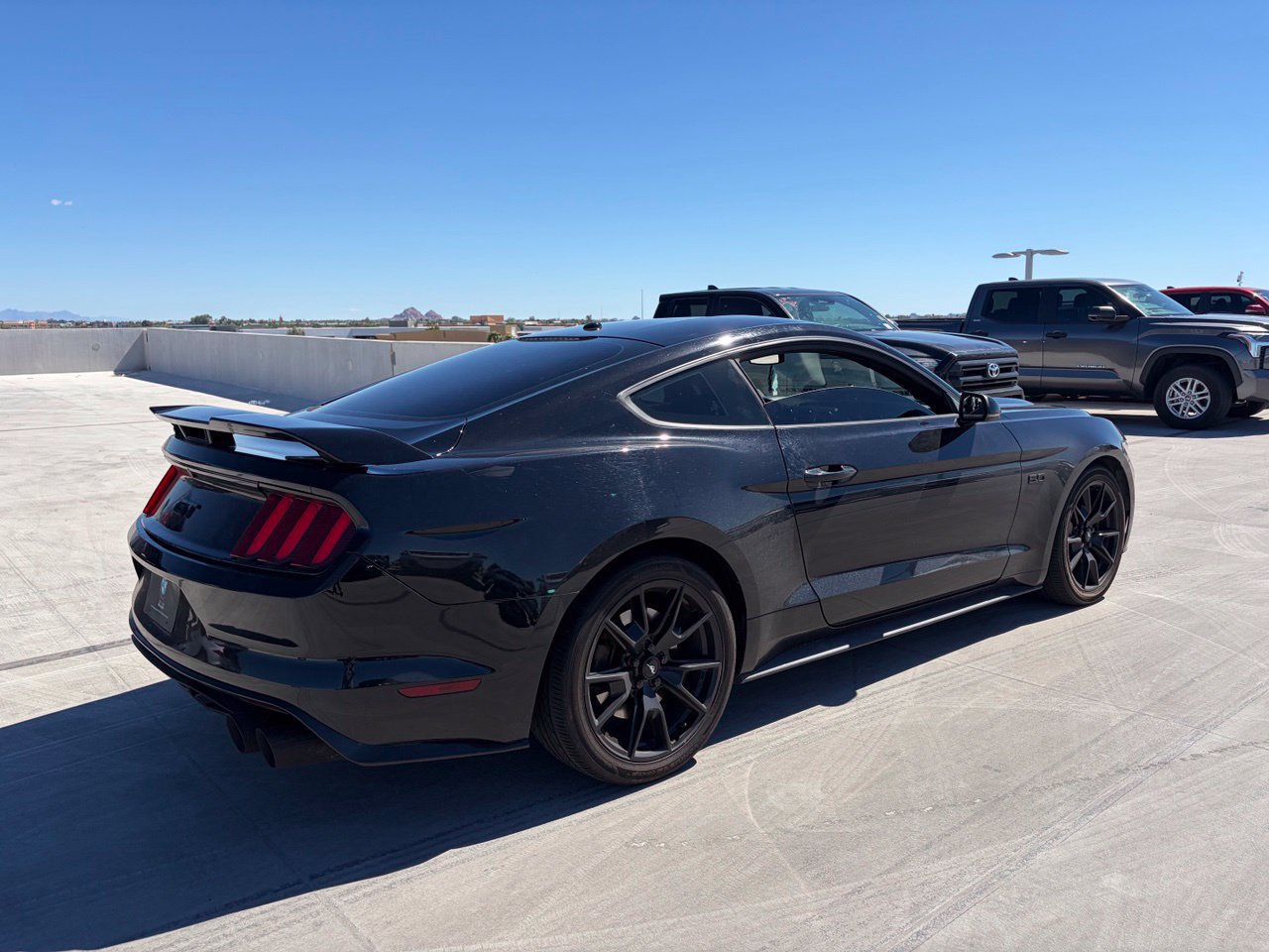 Used 2017 Ford Mustang GT Premium w/ Black Accent Package RWD image 2