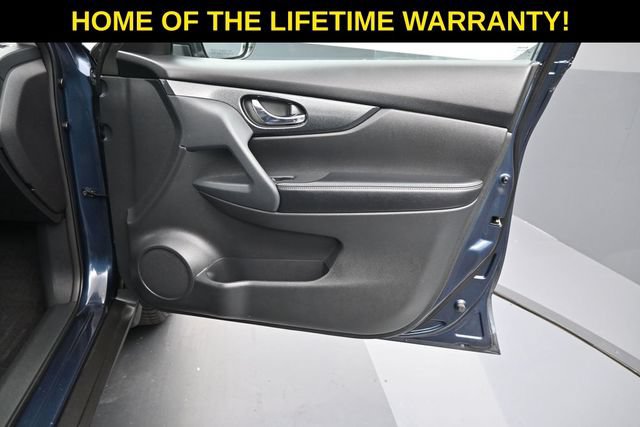 Used 2016 Nissan Rogue SL AWD/4WD image 45