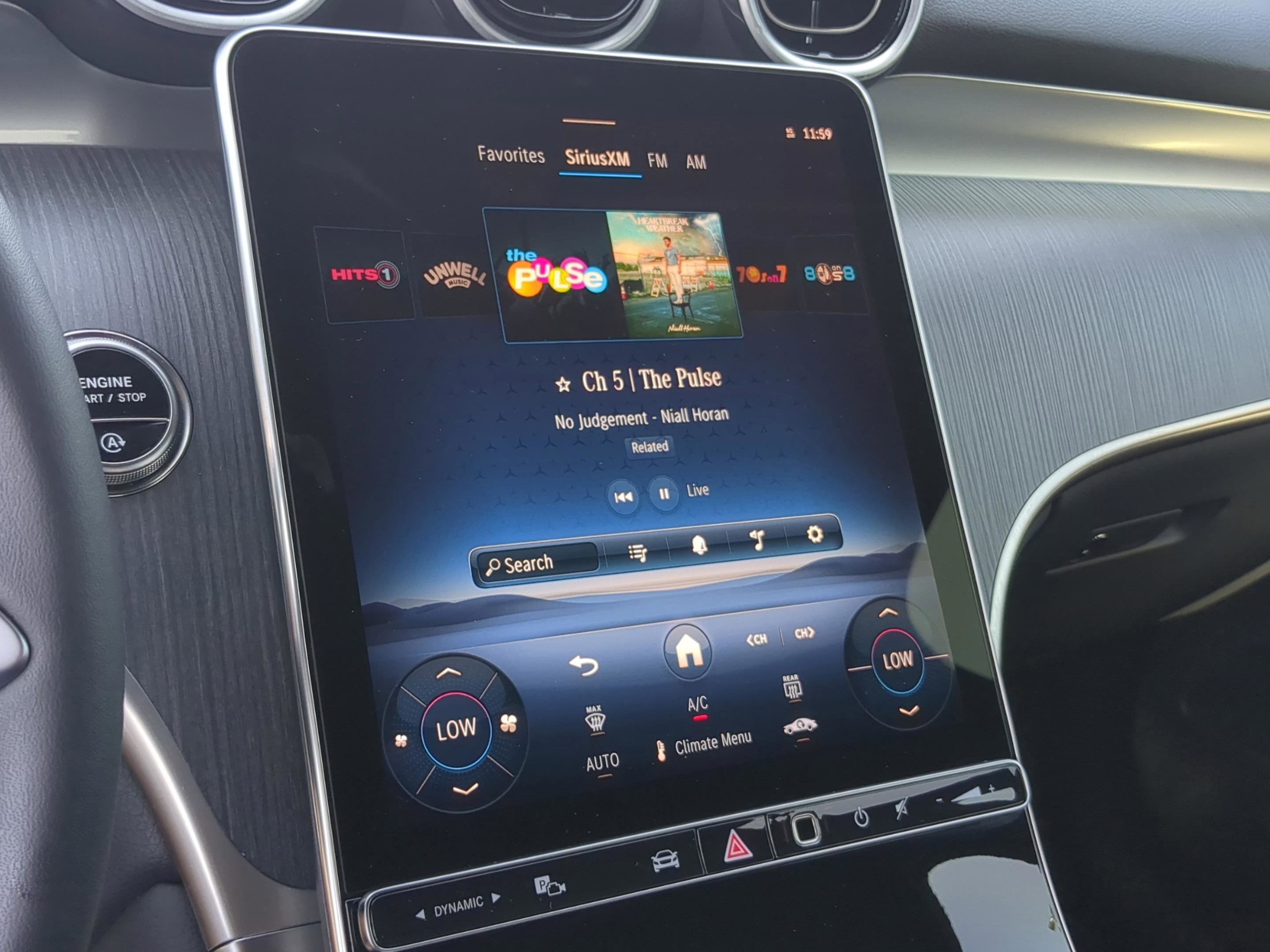 Certified 2025 Mercedes-Benz GLC 300 image 30