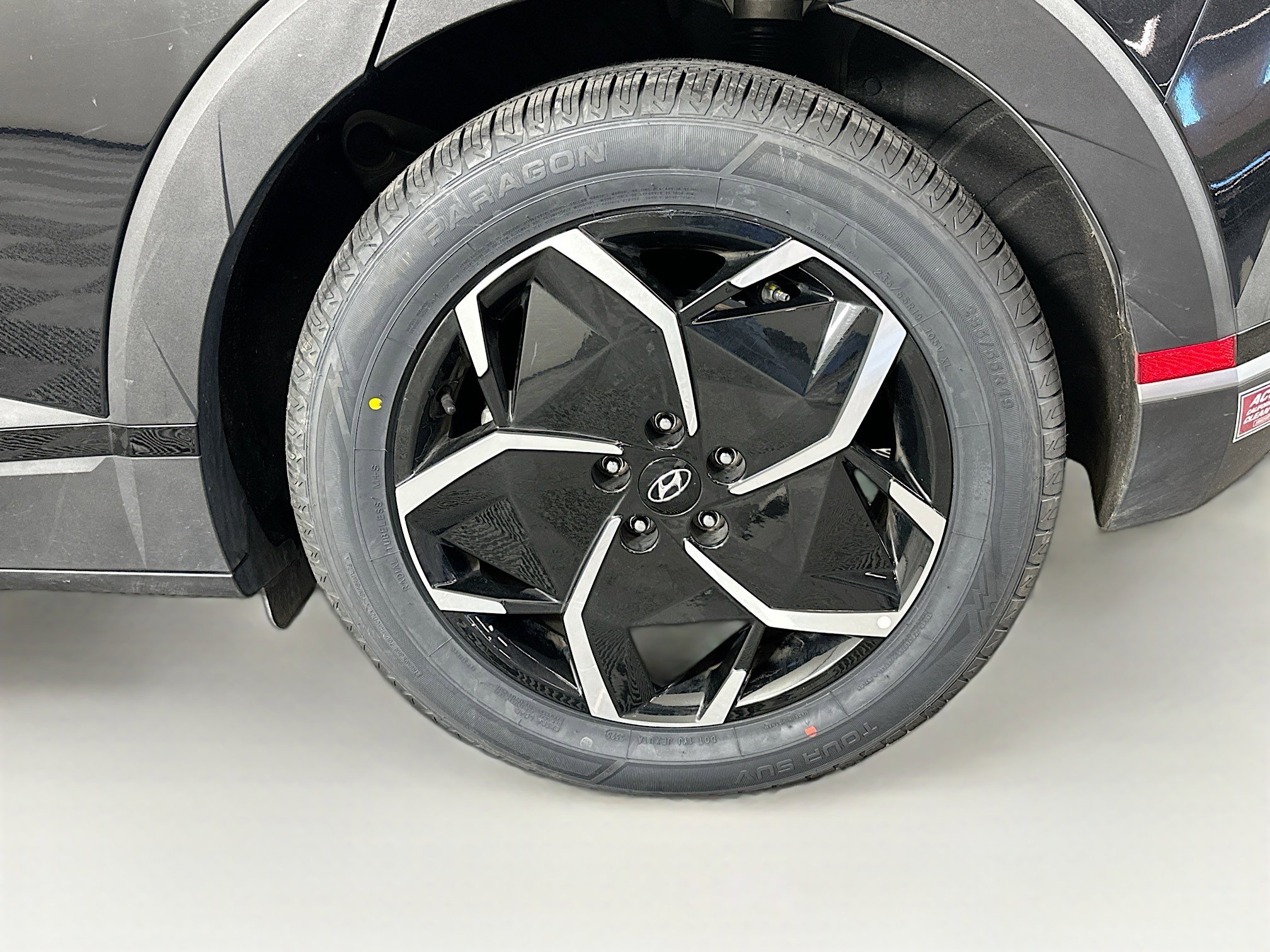 Used 2024 Hyundai Ioniq 5 SE RWD image 11