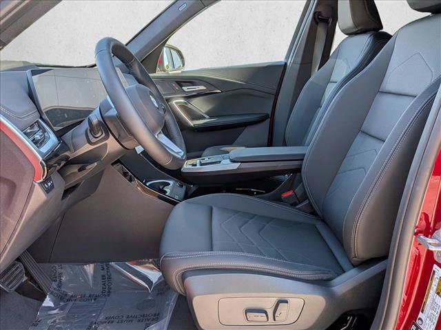 Used 2026 BMW X1 xDrive28i w/ Technology Package AWD/4WD image 4