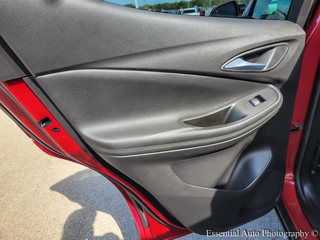 Used 2021 Buick Encore GX Select image 19