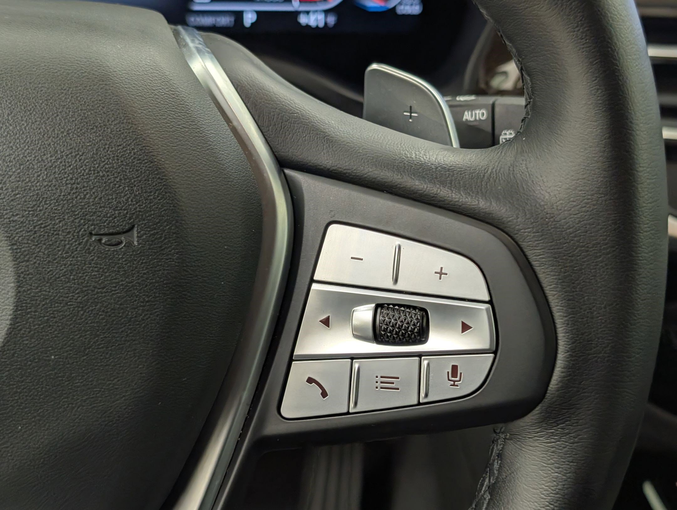 Certified 2023 BMW X3 xDrive30i w/ Premium Package image 22