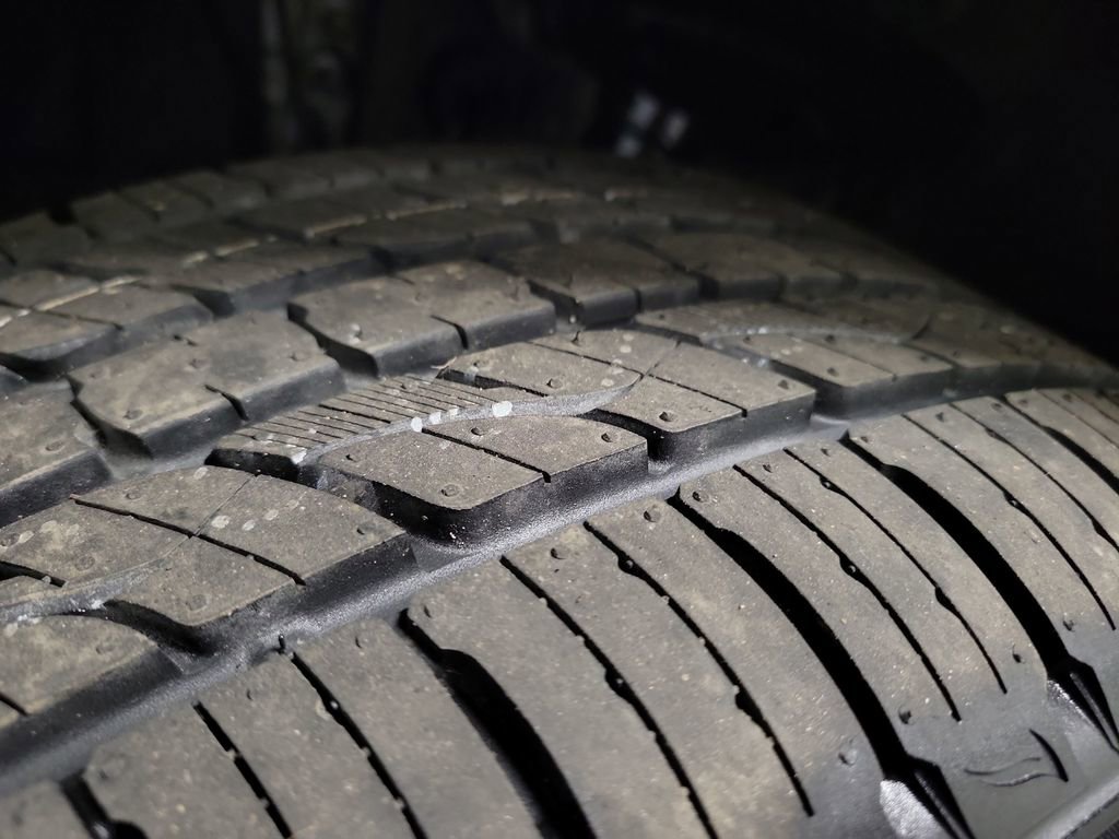 Used 2024 Toyota RAV4 XLE Premium image 11