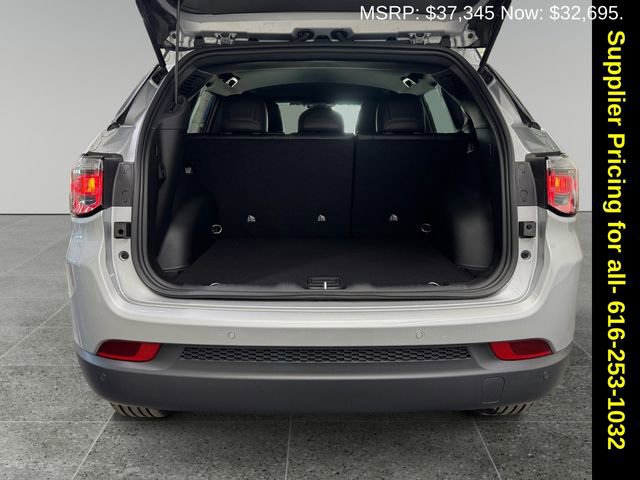 New 2026 Jeep Compass Limited image 20