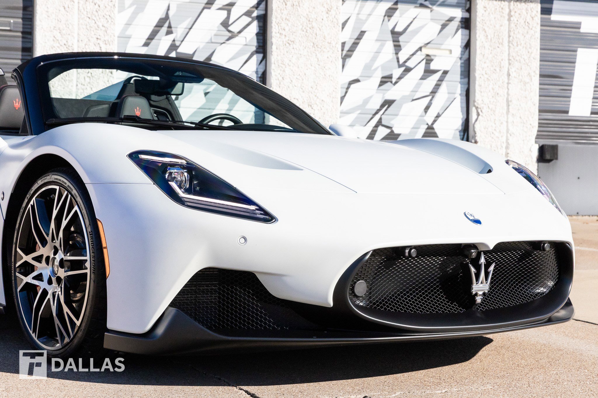 Used 2024 Maserati MC20 Cielo image 2