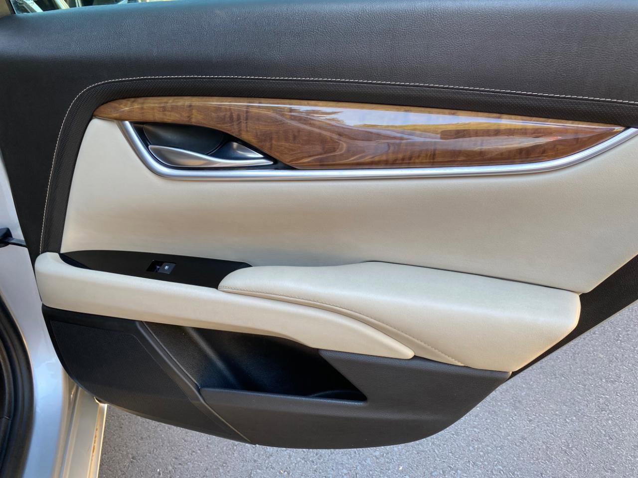 Used 2018 Cadillac XTS Luxury FWD image 37