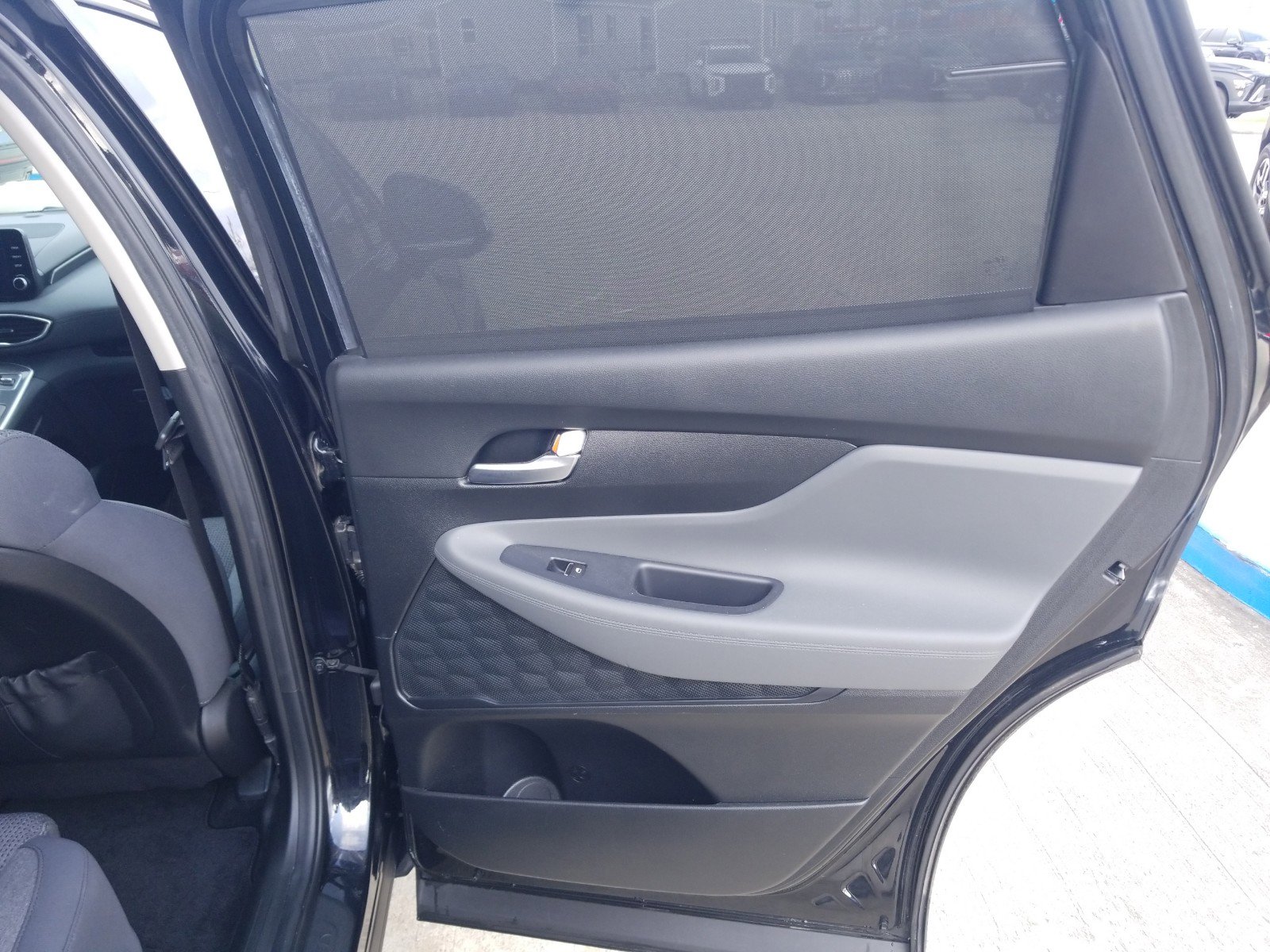 Used 2022 Hyundai Santa Fe SEL w/ Convenience Package image 14