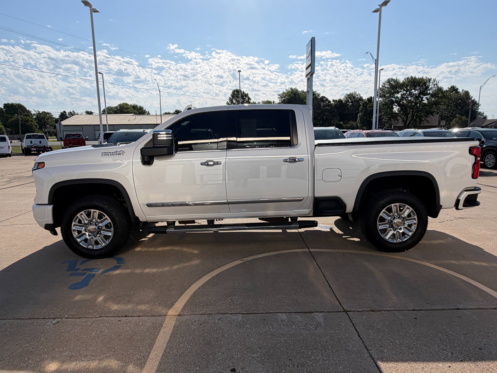 Certified 2025 Chevrolet Silverado 3500 High Country w/ High Country Premium Package AWD/4WD image 5