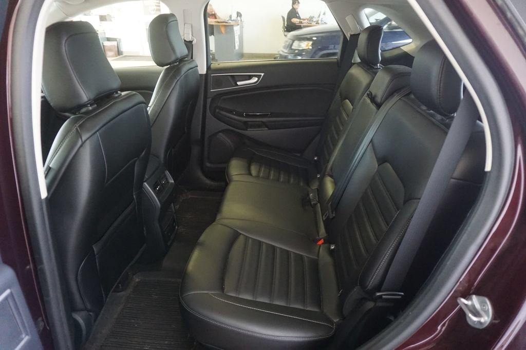 Used 2020 Ford Edge SEL w/ Convenience Package AWD/4WD image 18