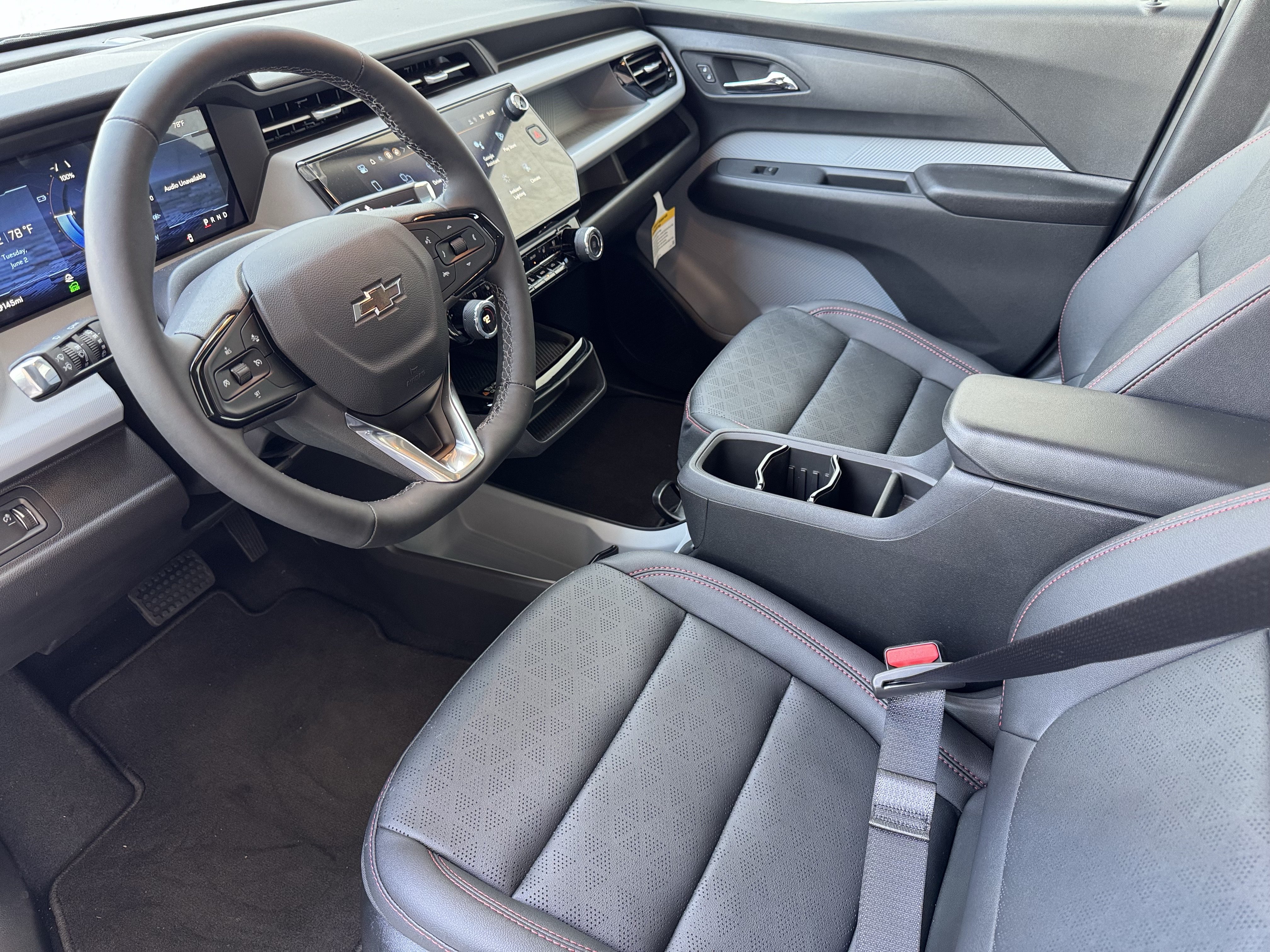 New 2027 Chevrolet Bolt RS w/ Technology Package FWD image 10