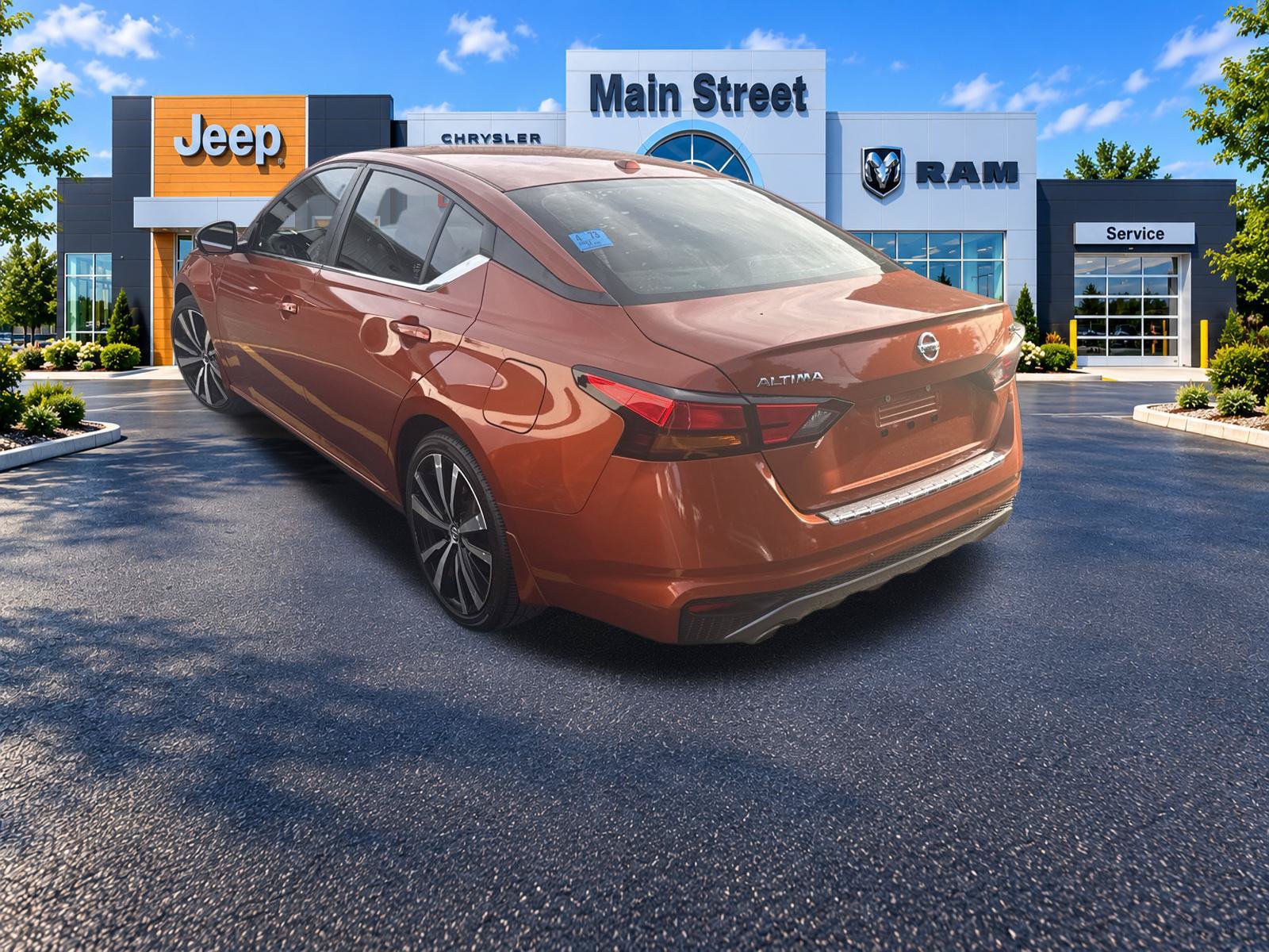 Used 2021 Nissan Altima 2.5 SR w/ SR Premium Package FWD image 4