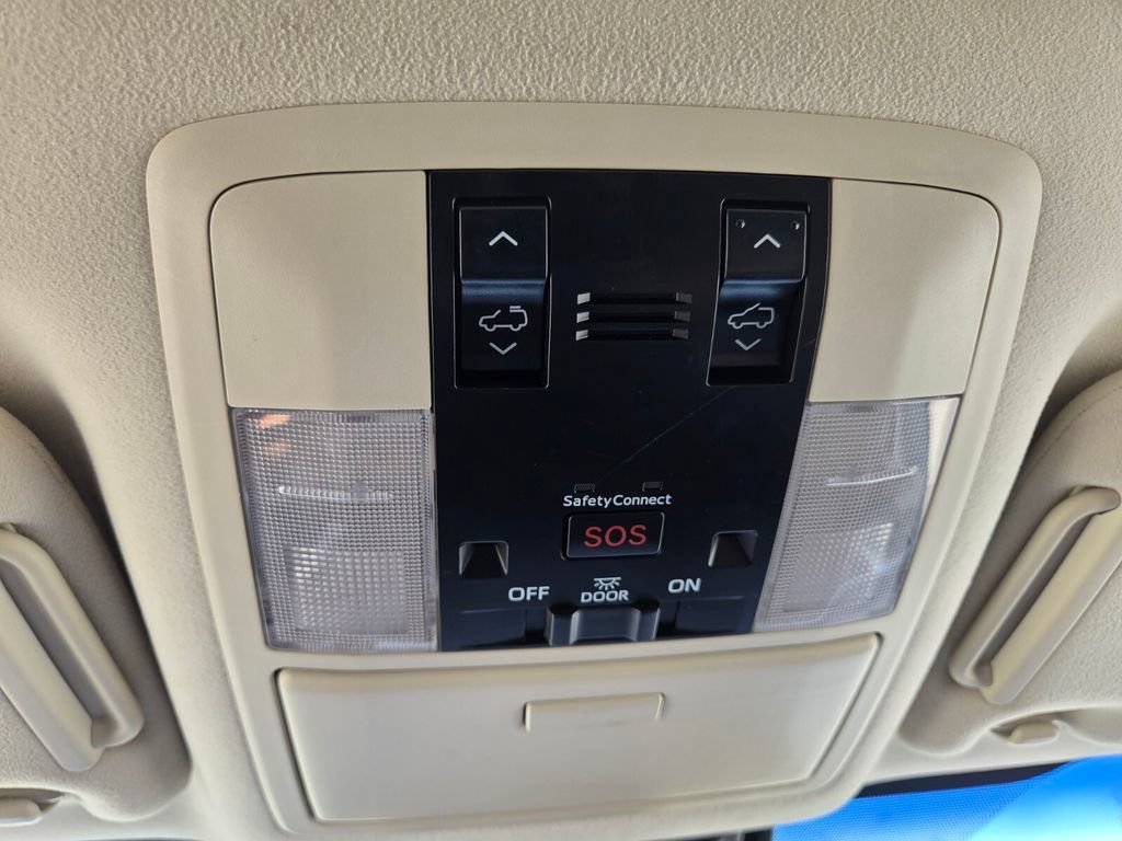 Used 2021 Lexus GX 460 Premium AWD/4WD image 18